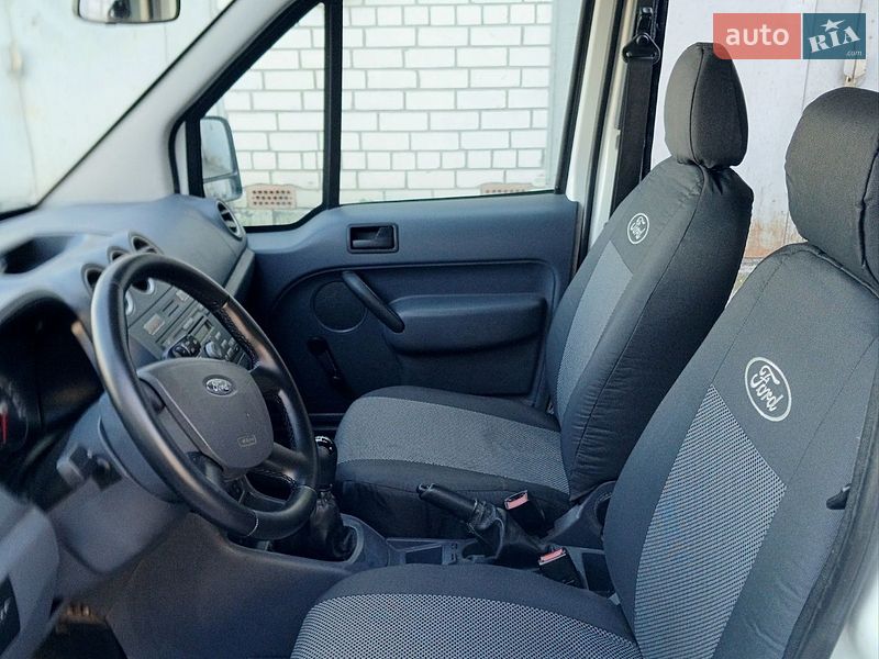Минивэн Ford Transit Connect 2013 в Киеве