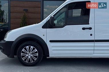 Грузовой фургон Ford Transit Connect 2009 в Ровно