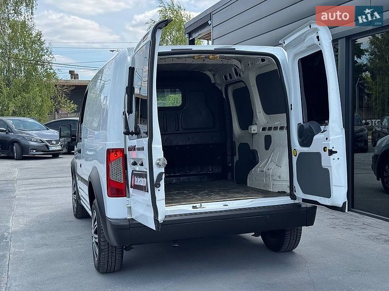 Грузовой фургон Ford Transit Connect 2009 в Ровно