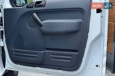 Грузовой фургон Ford Transit Connect 2009 в Ровно