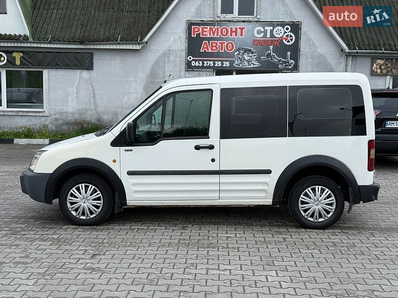 Мінівен Ford Transit Connect 2004 в Звягелі фото 7 Мінівен Ford Transit Connect 2004 в Звягелі