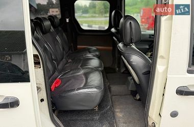 Мінівен Ford Transit Connect 2004 в Звягелі фото 27 Мінівен Ford Transit Connect 2004 в Звягелі