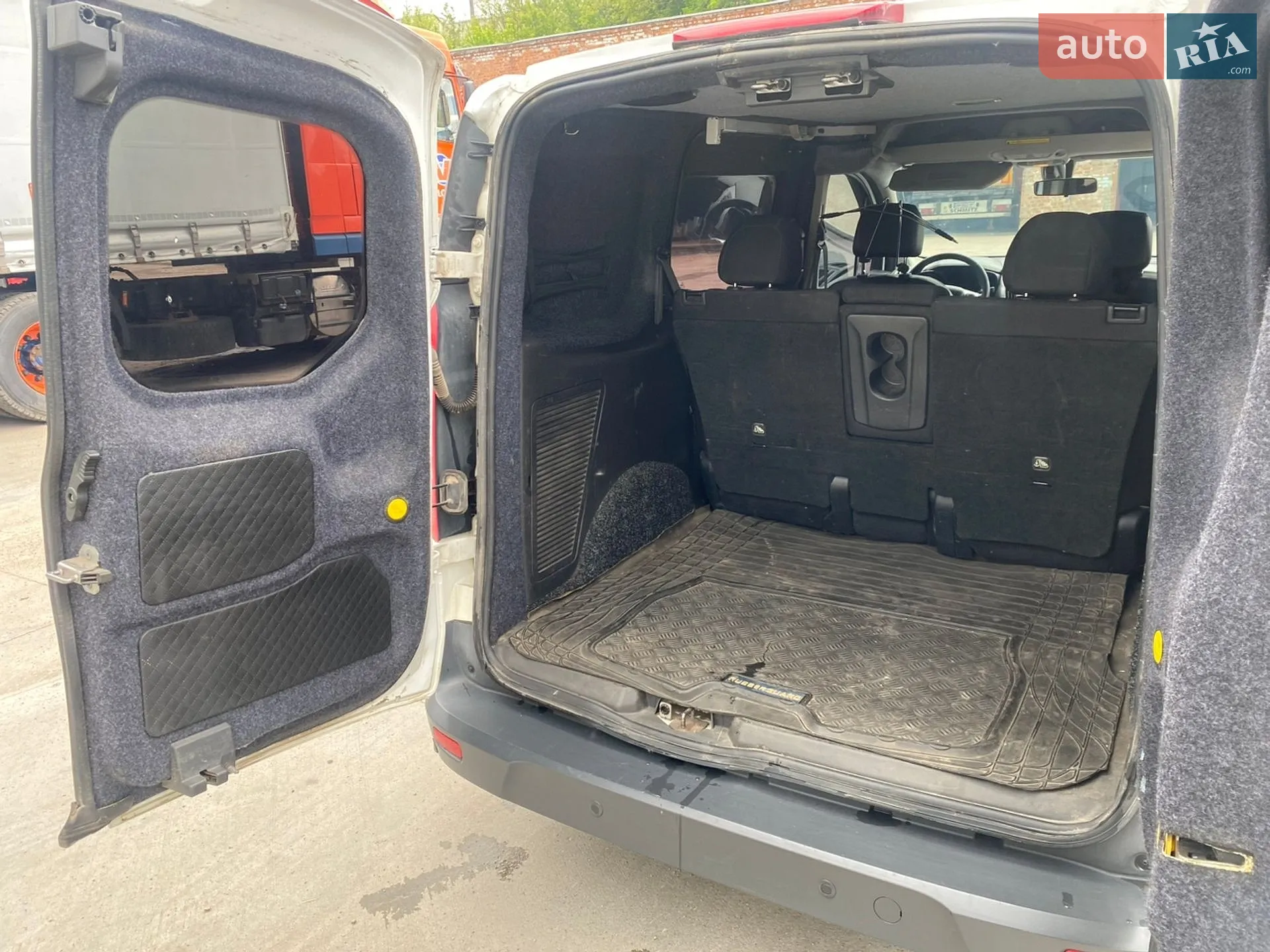 2015 Ford Transit Connect - мініатюра 5