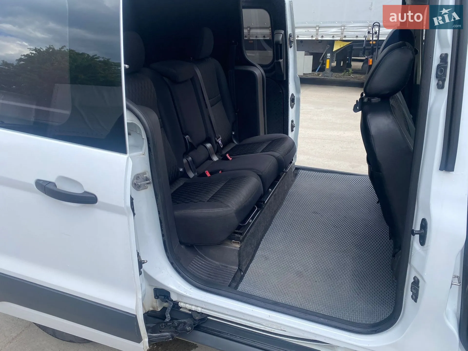 2015 Ford Transit Connect - мініатюра 19