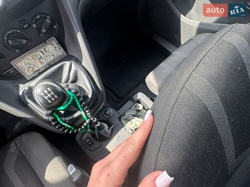 Грузовой фургон Ford Transit Connect 2014 в Калиновке