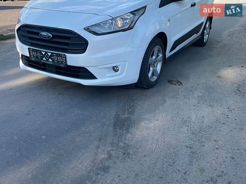 Вантажний фургон Ford Transit Connect 2021 в Дубні