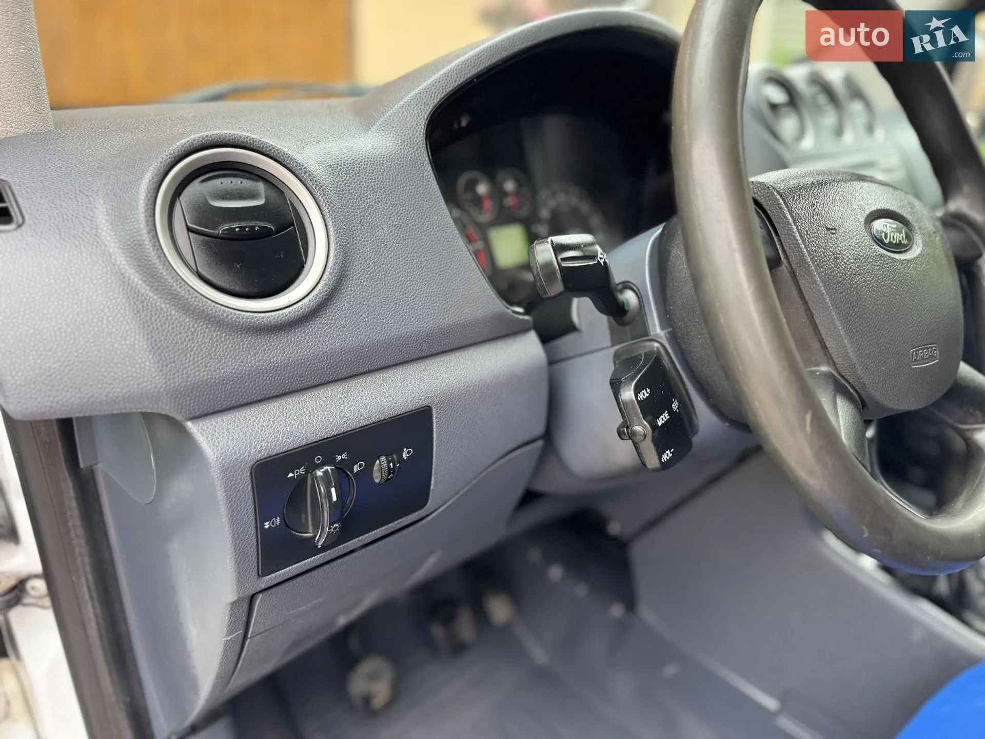 2010 Ford Transit Connect - мініатюра 17