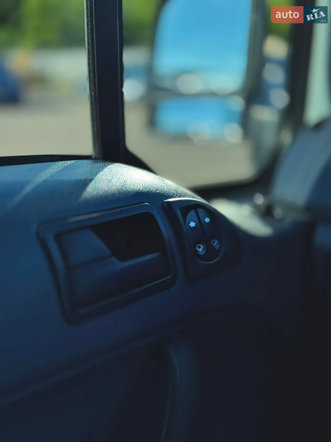 2010 Ford Transit Connect - мініатюра 17