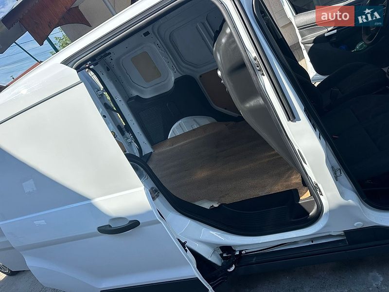 Вантажний фургон Ford Transit Connect 2018 в Бабинці