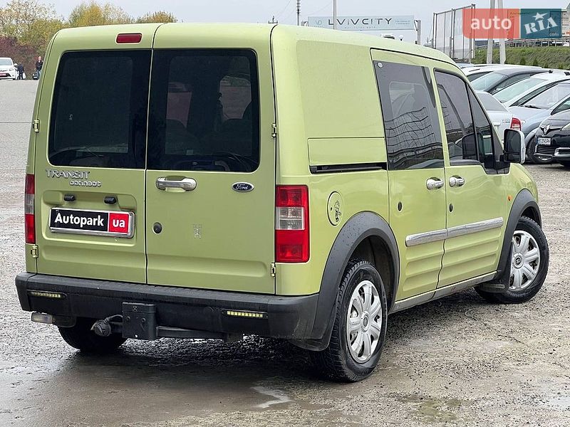 Минивэн Ford Transit Connect 2006 в Львове