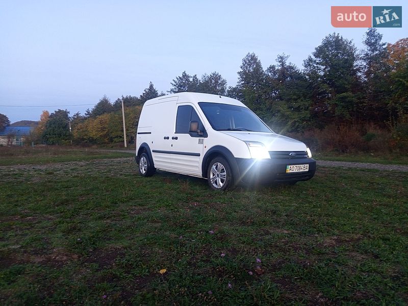 Вантажний фургон Ford Transit Connect 2008 в Виноградові