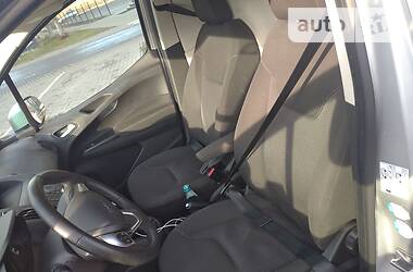 Грузопассажирский фургон Ford Transit Courier 2017 в 