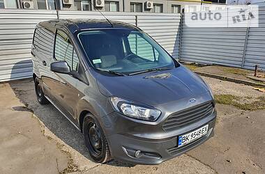 ford transit courier 2017