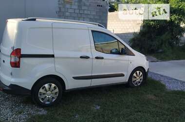 Грузовой фургон Ford Transit Courier 2017 в 