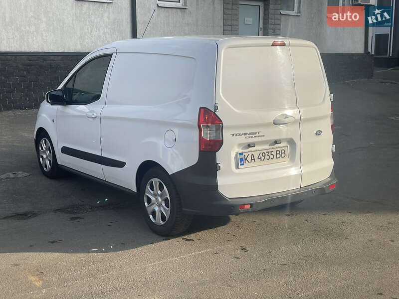 Рефрижератор Ford Transit Courier 2017 в Киеве