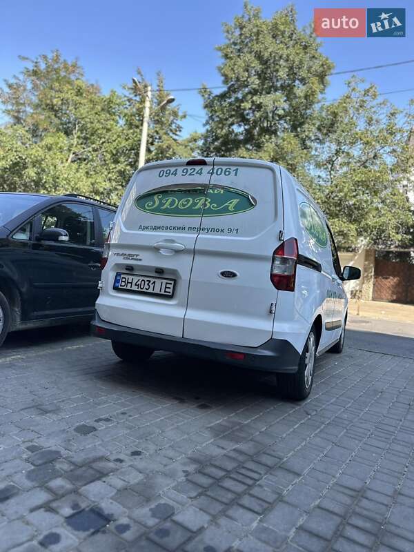 Грузовой фургон Ford Transit Courier 2015 в Одессе