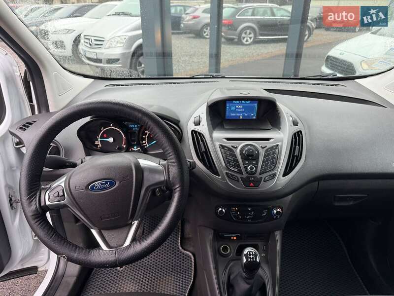 Грузовой фургон Ford Transit Courier 2015 в Киеве
