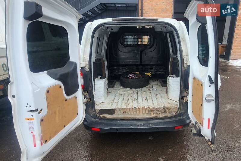 Грузовой фургон Ford Transit Courier 2015 в Луцке