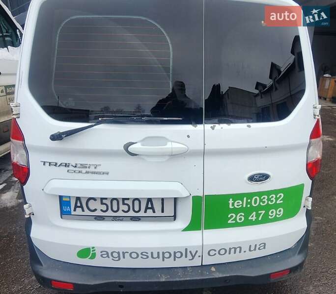 Грузовой фургон Ford Transit Courier 2015 в Луцке