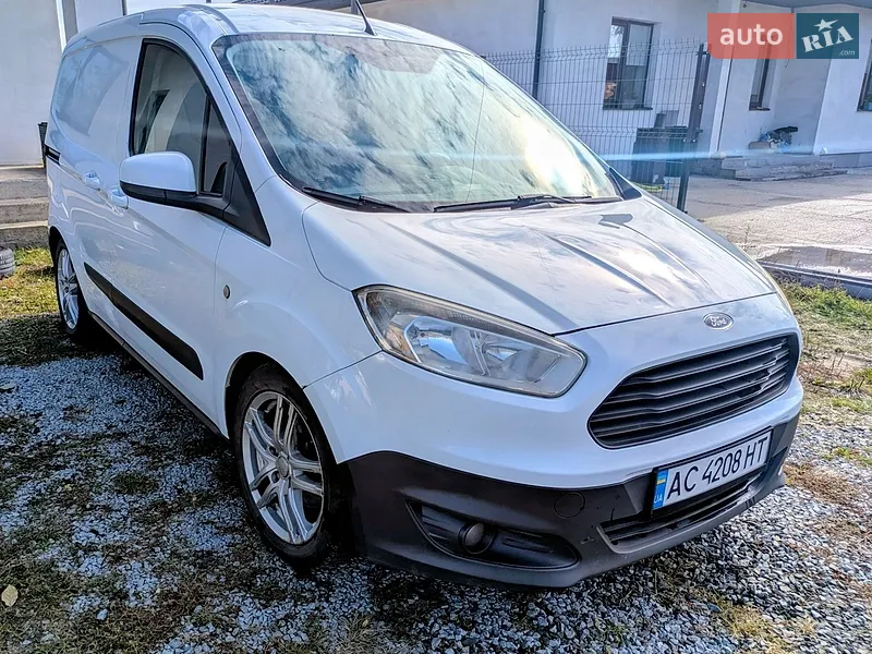 Ford Transit Courier 2016