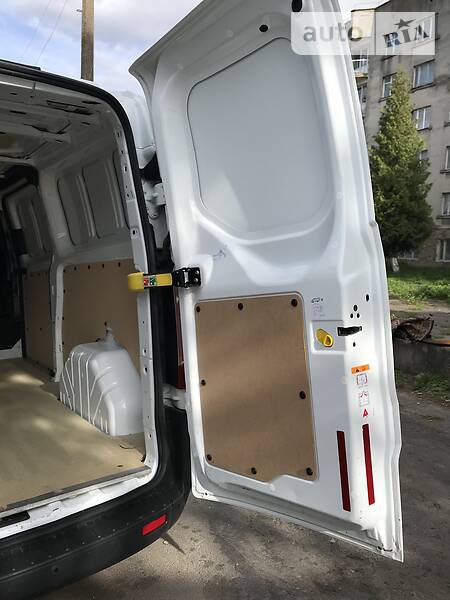 Вантажопасажирський фургон Ford Transit Custom 2014 в Дубні