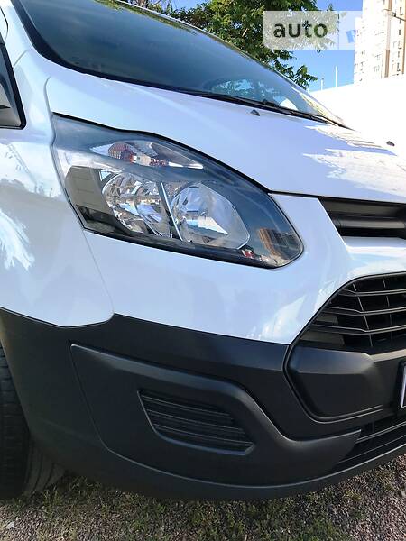 Вантажопасажирський фургон Ford Transit Custom 2016 в Одесі фото 4 Вантажопасажирський фургон Ford Transit Custom 2016 в Одесі