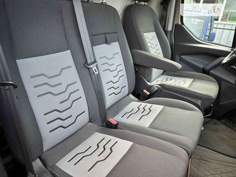 Грузовой фургон Ford Transit Custom 2013 в Днепре фото 5 Грузовой фургон Ford Transit Custom 2013 в Днепре