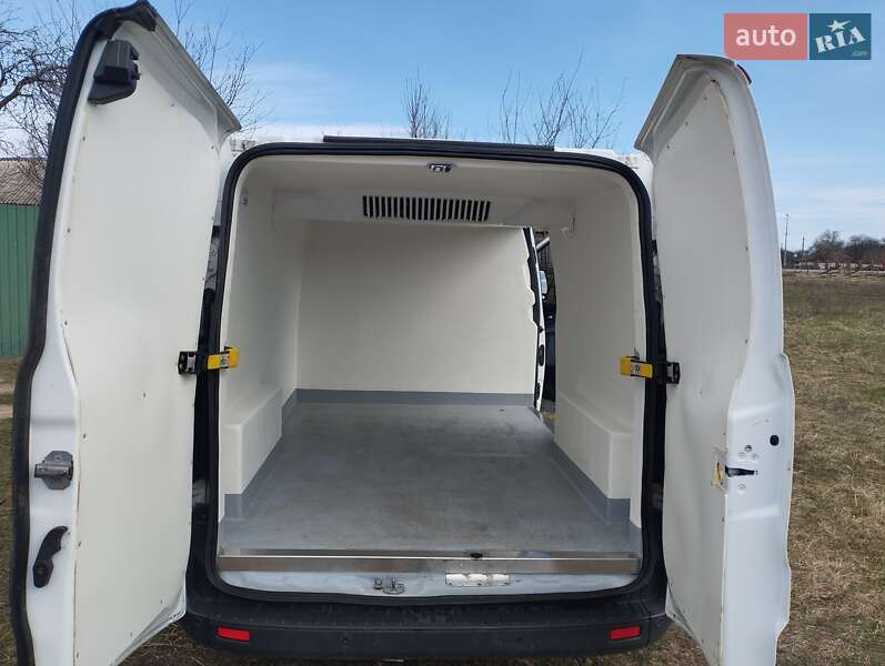 Вантажний фургон Ford Transit Custom 2016 в Славутичі