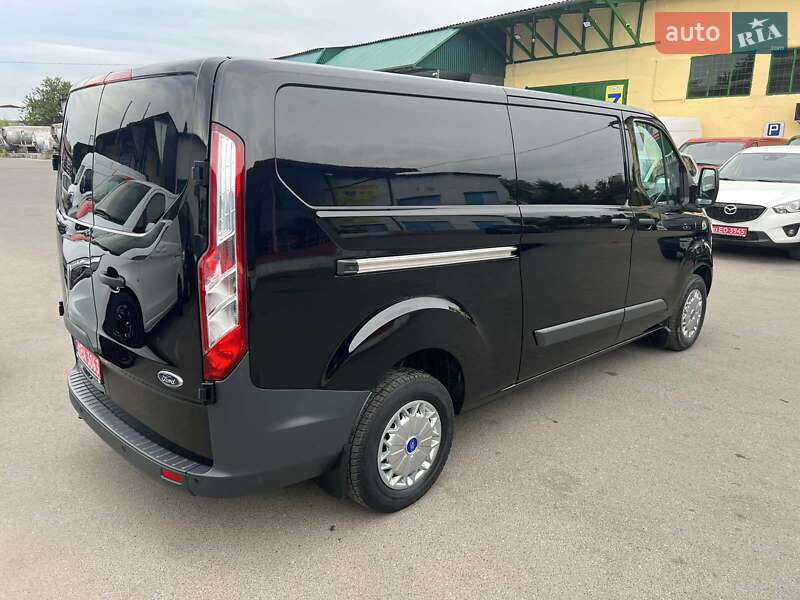 Грузовой фургон Ford Transit Custom 2017 в Луцке
