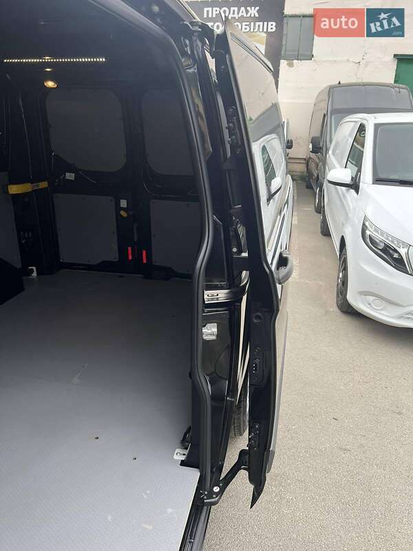 Грузовой фургон Ford Transit Custom 2017 в Луцке