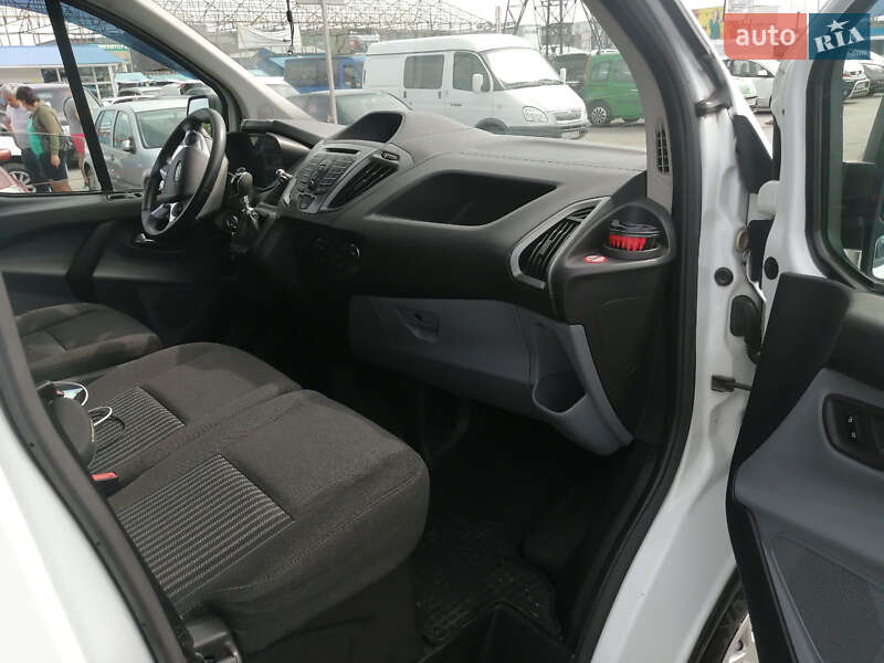 Минивэн Ford Transit Custom 2012 в 