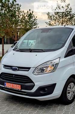 Вантажний фургон Ford Transit Custom 2016 в Рівному