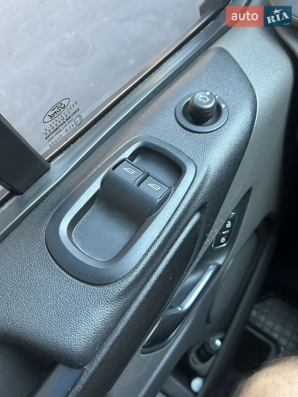 Вантажний фургон Ford Transit Custom 2019 в Харкові фото 37 Вантажний фургон Ford Transit Custom 2019 в Харкові