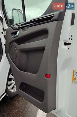Вантажний фургон Ford Transit Custom 2018 в 