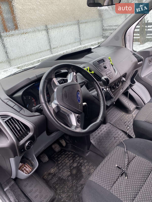 Минивэн Ford Transit Custom 2015 в Львове