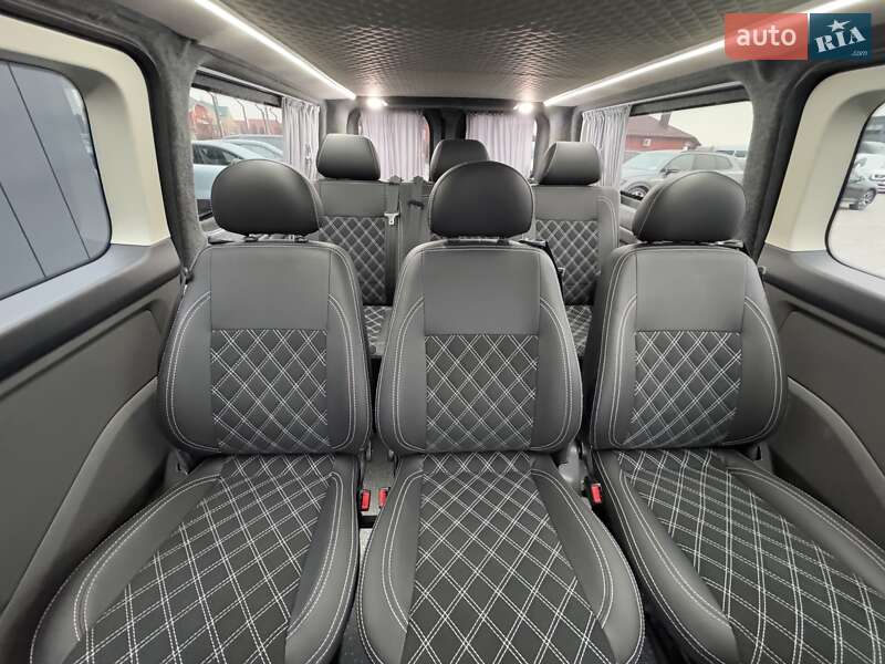 Мінівен Ford Transit Custom 2018 в Рівному