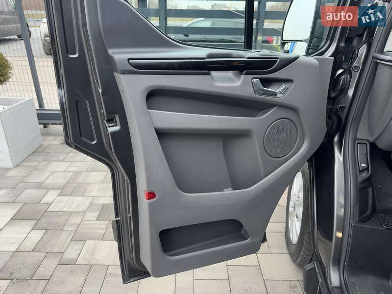 Мінівен Ford Transit Custom 2018 в Рівному