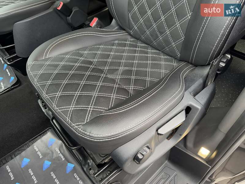 Мінівен Ford Transit Custom 2018 в Рівному