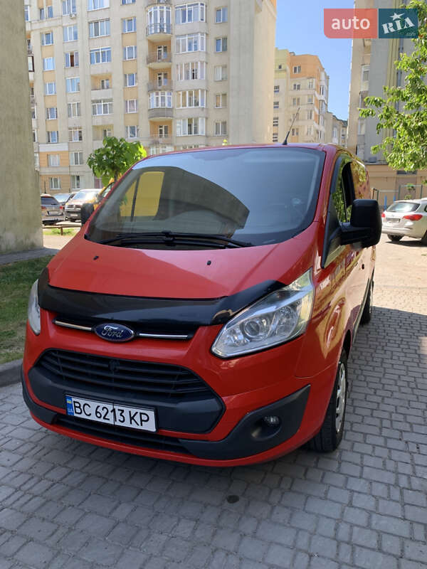 Вантажний фургон Ford Transit Custom 2015 в Львові