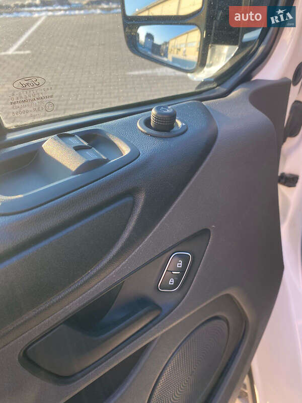 Грузовой фургон Ford Transit Custom 2020 в Киеве фото 11 Грузовой фургон Ford Transit Custom 2020 в Киеве