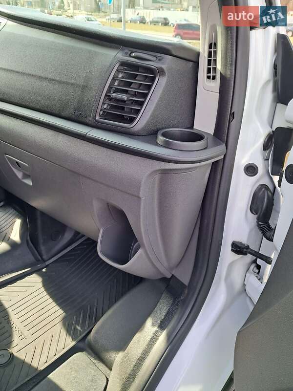 Вантажний фургон Ford Transit Custom 2018 в Львові