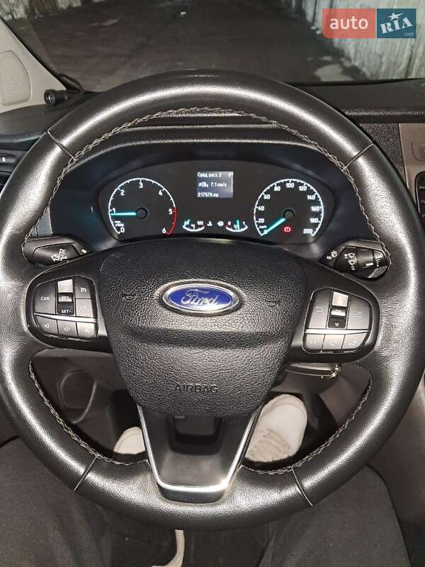 Вантажний фургон Ford Transit Custom 2018 в Львові