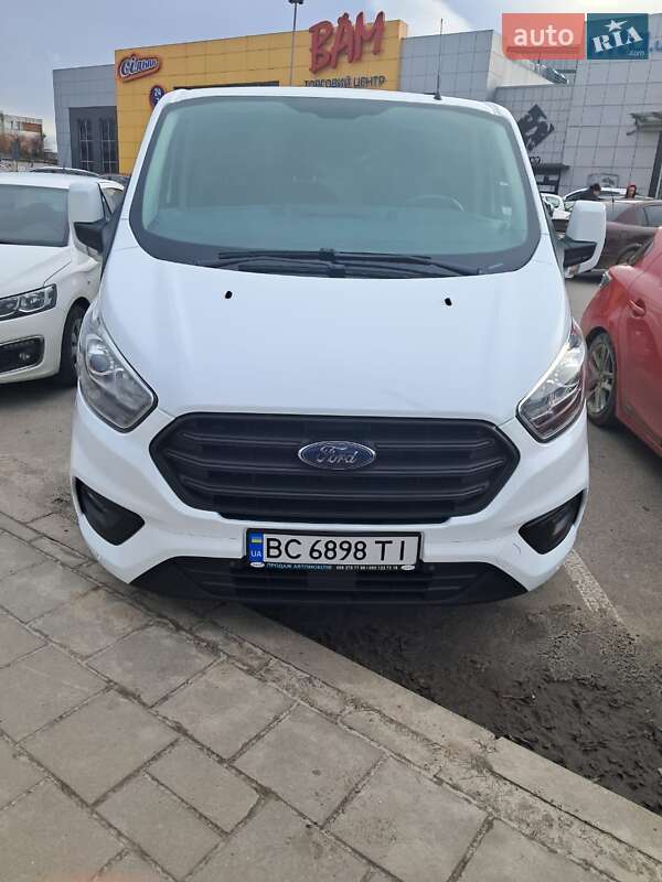 Вантажний фургон Ford Transit Custom 2018 в Львові