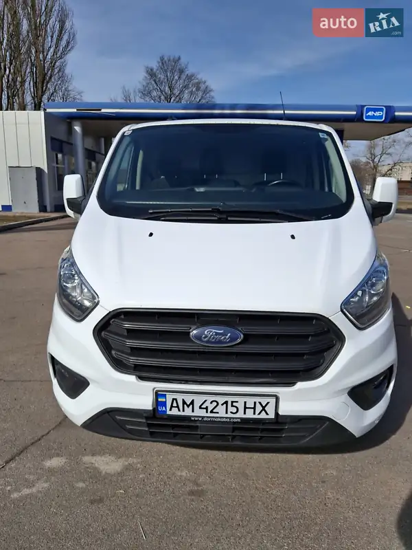 Вантажний фургон Ford Transit Custom 2020 в 