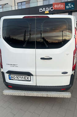 Минивэн Ford Transit Custom 2015 в 