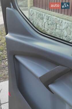 Грузовой фургон Ford Transit Custom 2014 в 