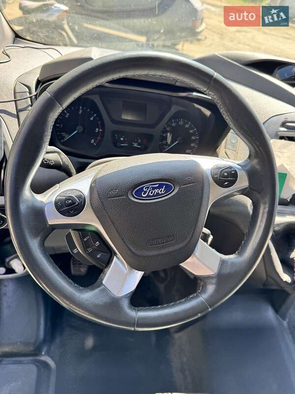 Минивэн Ford Transit Custom 2014 в Николаеве фото 10 Минивэн Ford Transit Custom 2014 в Николаеве