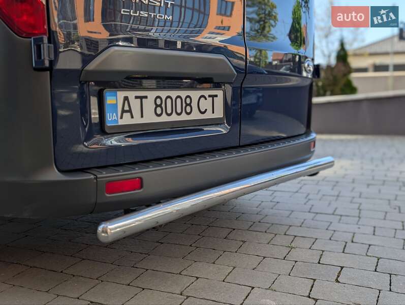 Вантажний фургон Ford Transit Custom 2014 в Івано-Франківську