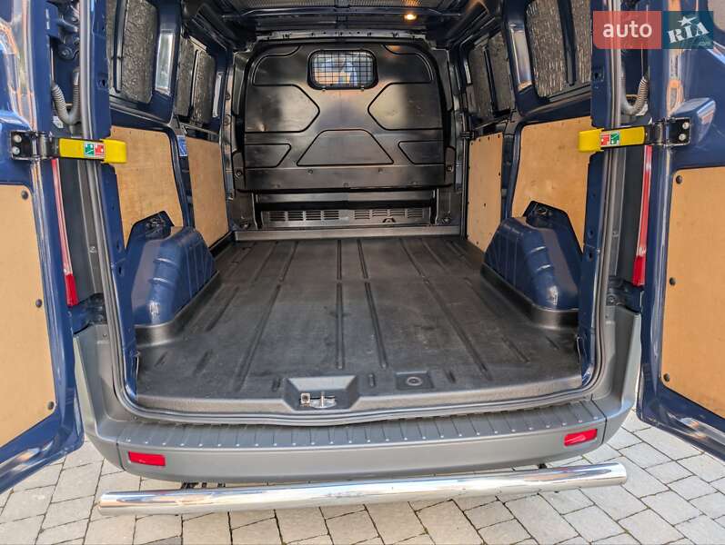 Вантажний фургон Ford Transit Custom 2014 в Івано-Франківську