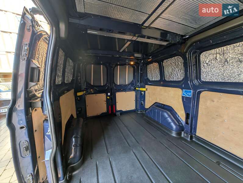 Вантажний фургон Ford Transit Custom 2014 в Івано-Франківську